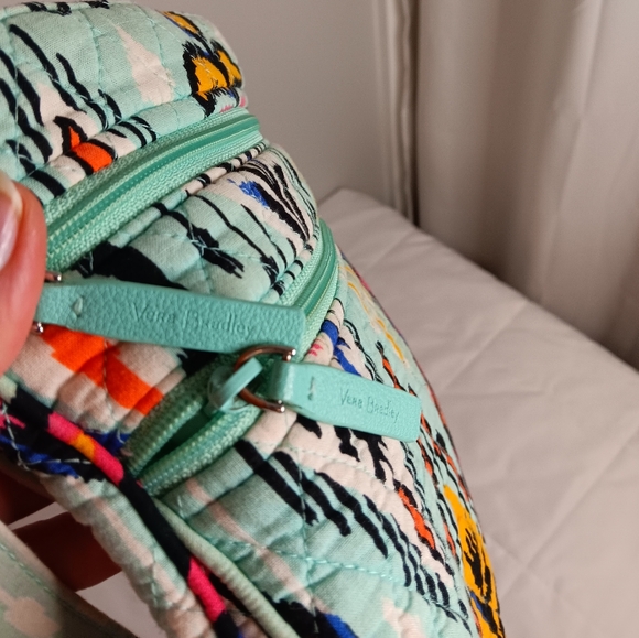 Vera Bradley Crossbody Bag Aztec Print Light Green Multi Color - Picture 3 of 5